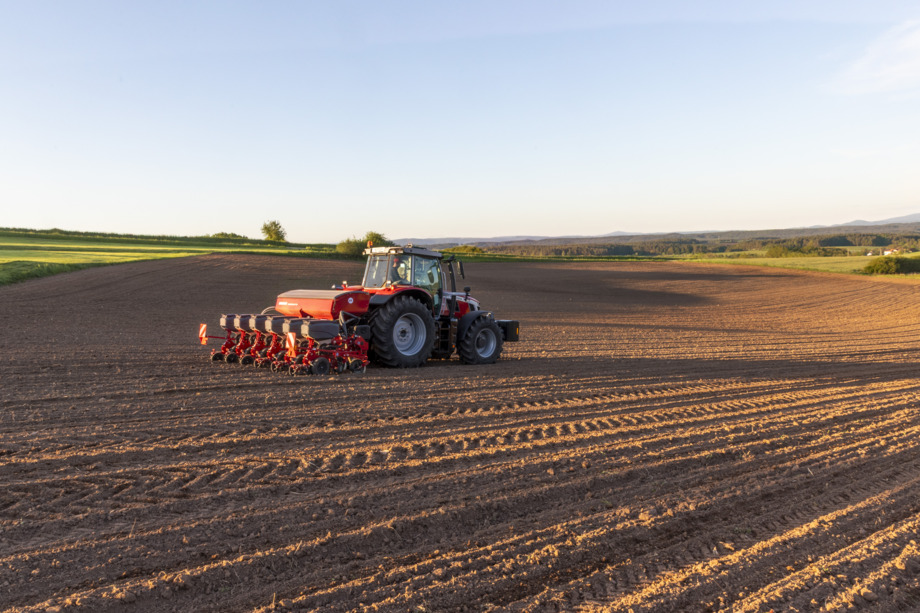 Siewnik punktowy HORSCH Maestro 6TV i 6TX.