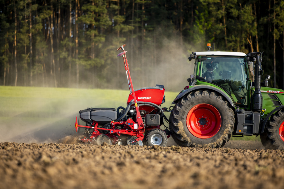 Siewnik punktowy HORSCH Maestro